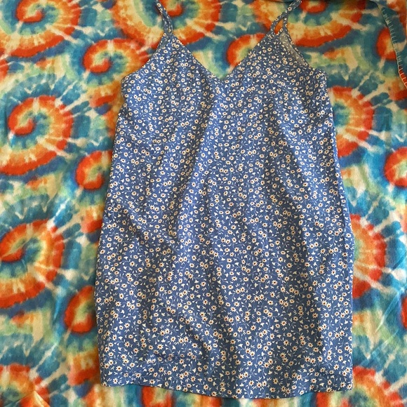 Blue floral SHEIN dress| M woman’s| never worn| - Picture 2 of 2
